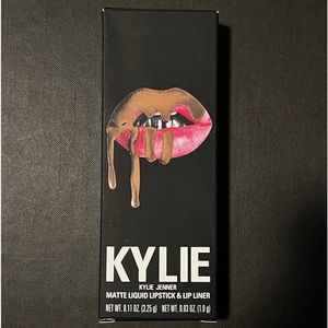 KYLIE COSMETICS Matte Liquid Lipstick & Liner (LIBRA)